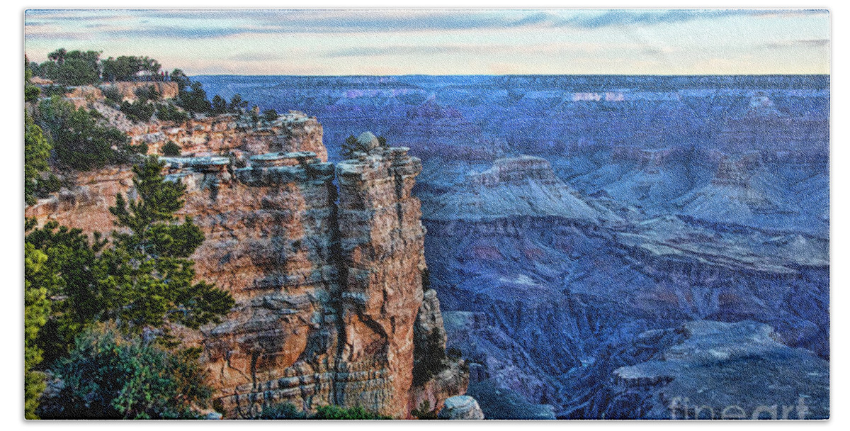 Grand Canyon Beach Towel featuring the photograph End of Day Grand Canyon by Chuck Kuhn