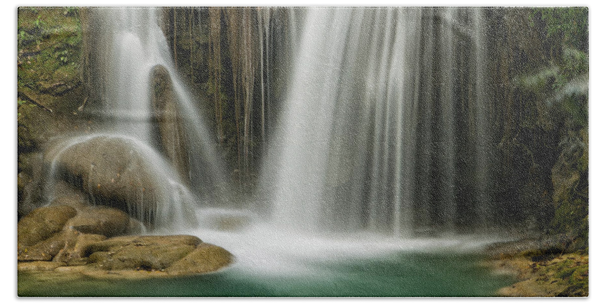 Roberto Barrios Beach Towel featuring the photograph Jungle Waterfall by Jurgen Lorenzen