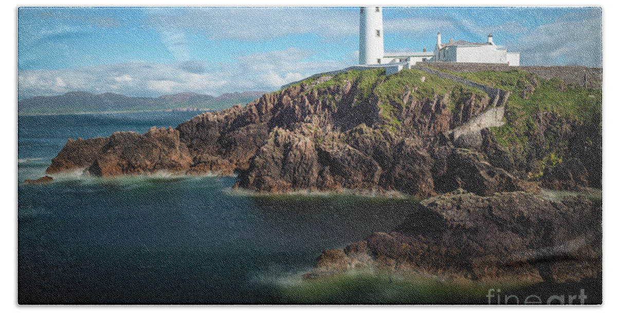 2012 Beach Towel featuring the photograph Fanad Head Lighthouse by Andrew Michael