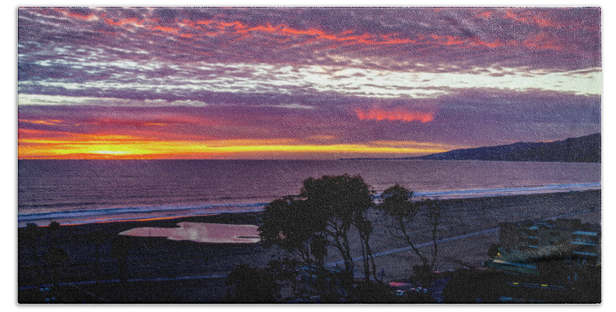 Sunset Beach Towel featuring the photograph Fiery Red Sky With Virga by Gene Parks