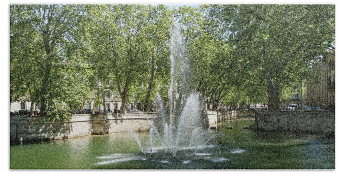 Water Beach Towel featuring the photograph Fontaine De Nimes by Scott Carruthers