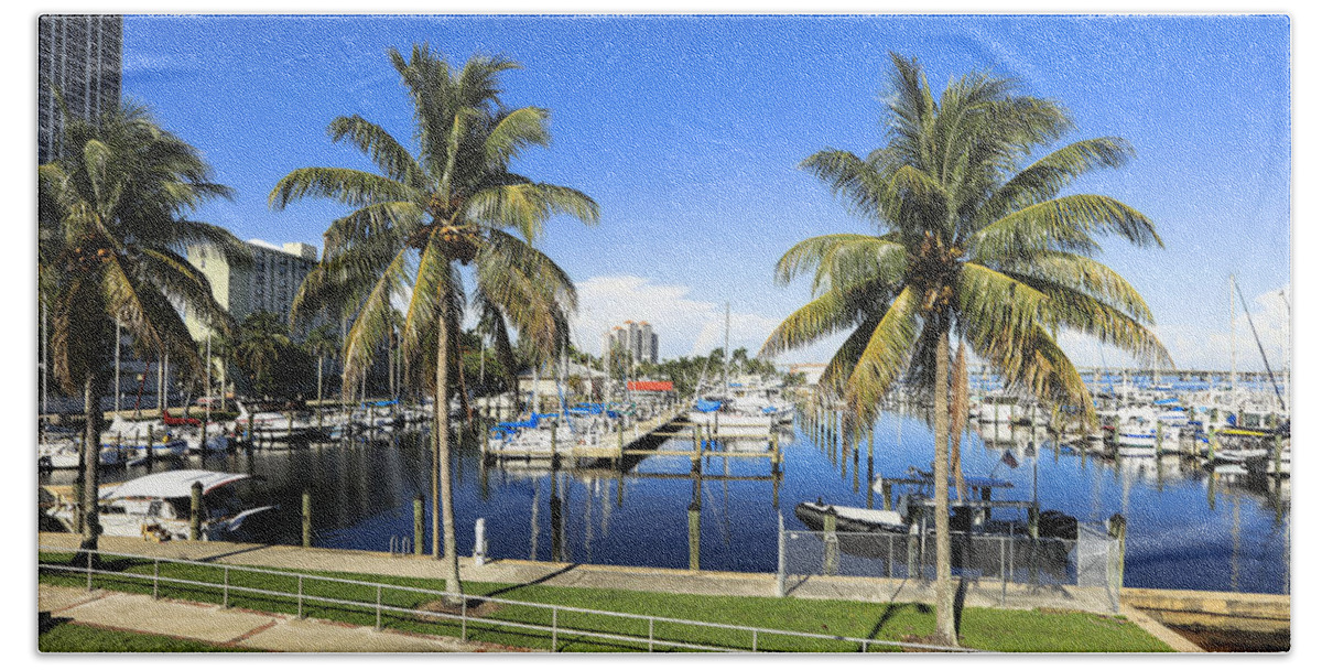 Fort Beach Sheet featuring the photograph Fort Myers Yacht Club 2 by Sean Allen