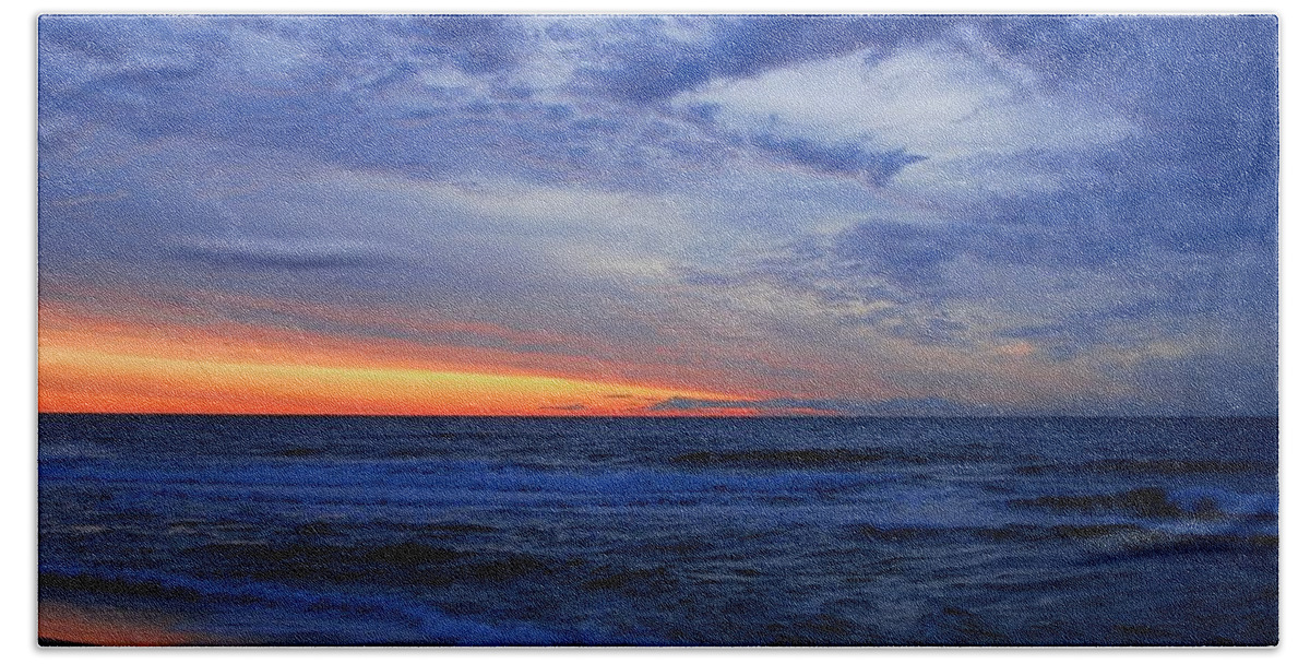 Jersey Shore Beach Sheet featuring the photograph Good Morning - Jersey Shore by Angie Tirado