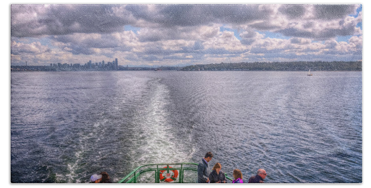 Seattle Beach Towel featuring the photograph Goodbye Seattle by Spencer McDonald
