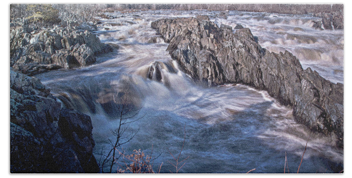 Potomac River Beach Towel featuring the photograph Great Falls Virginia by Suzanne Stout