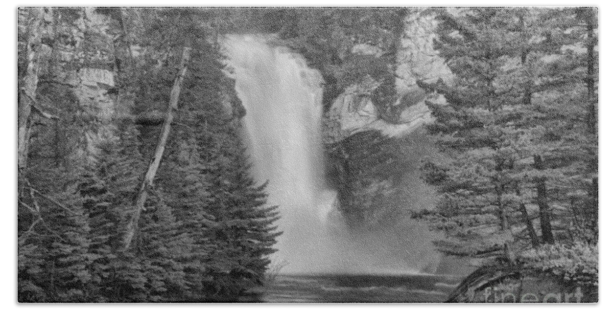 Trick Falls Beach Towel featuring the photograph Gushing In The Spring At Trick Falls Black And White by Adam Jewell
