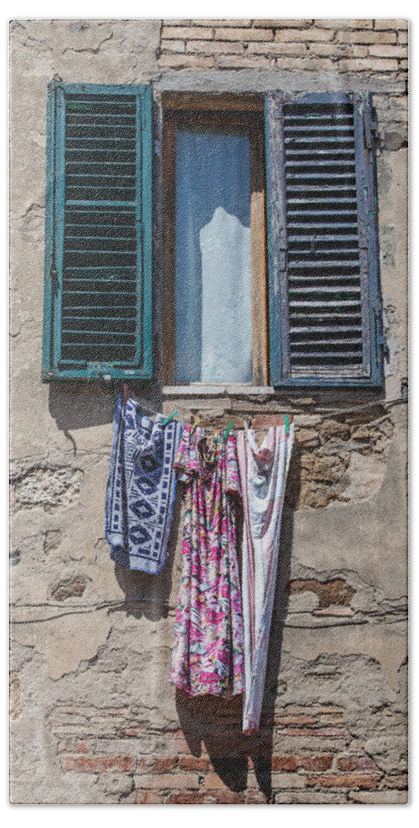 Brunello Di Montalcino Beach Towel featuring the painting Hanging Clothes of Tuscany by David Letts
