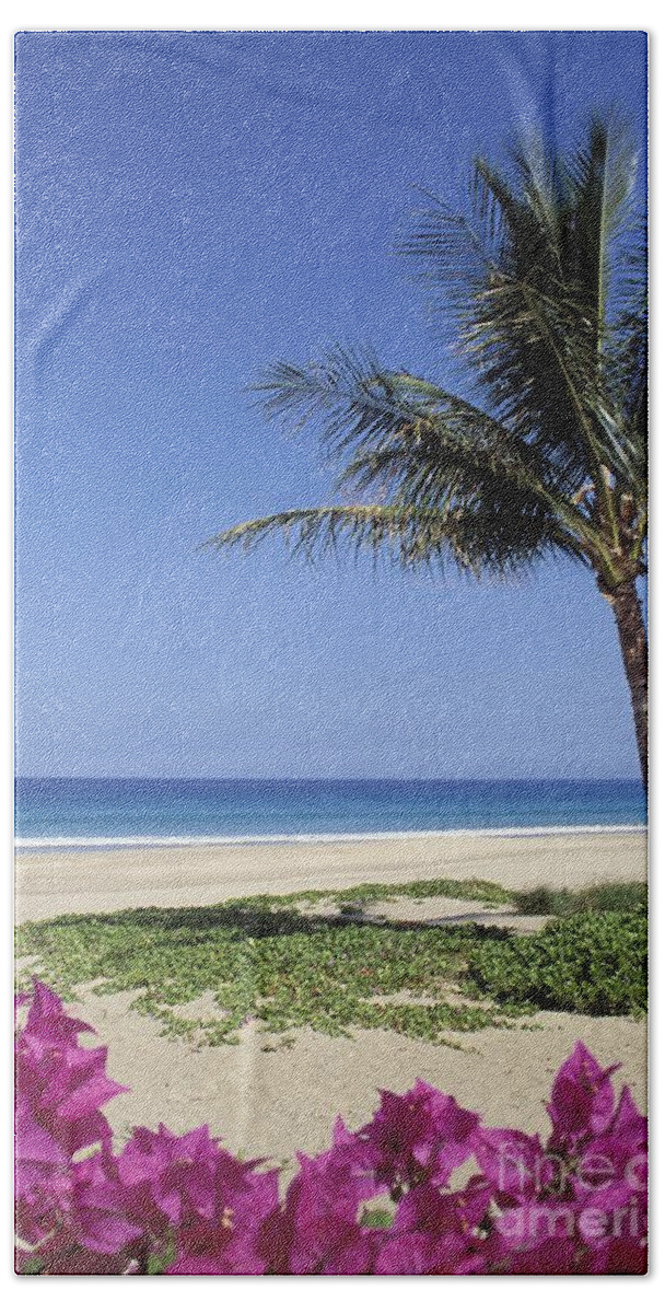 Beach Beach Towel featuring the photograph Hapuna Beach by Greg Vaughn - Printscapes