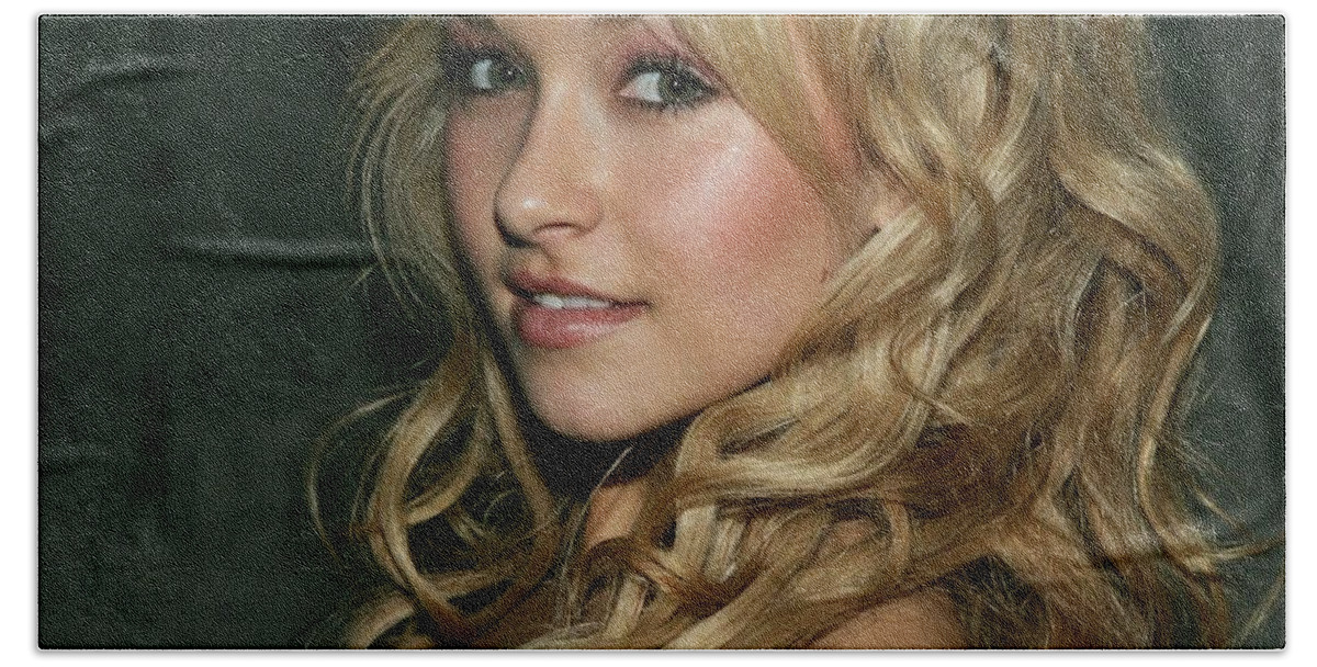 Hayden Panettiere Beach Towel featuring the photograph Hayden Panettiere by Jackie Russo