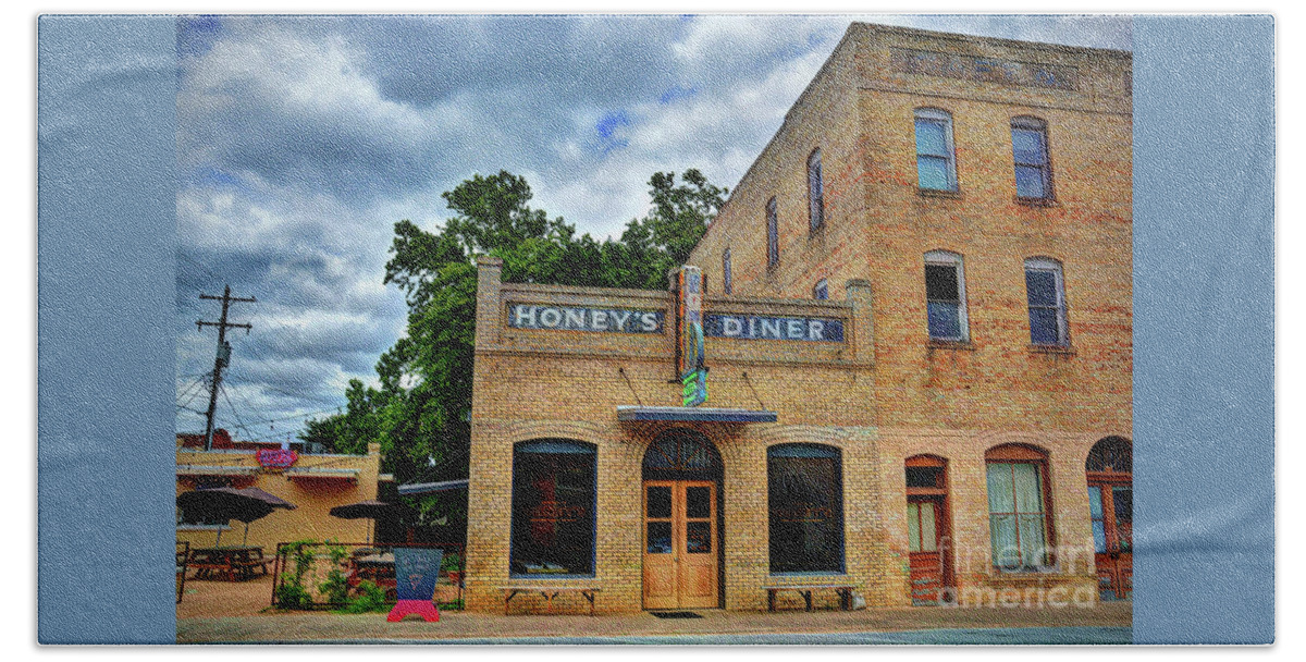 Honey's Diner Beach Towel featuring the photograph Honey's Diner by Savannah Gibbs