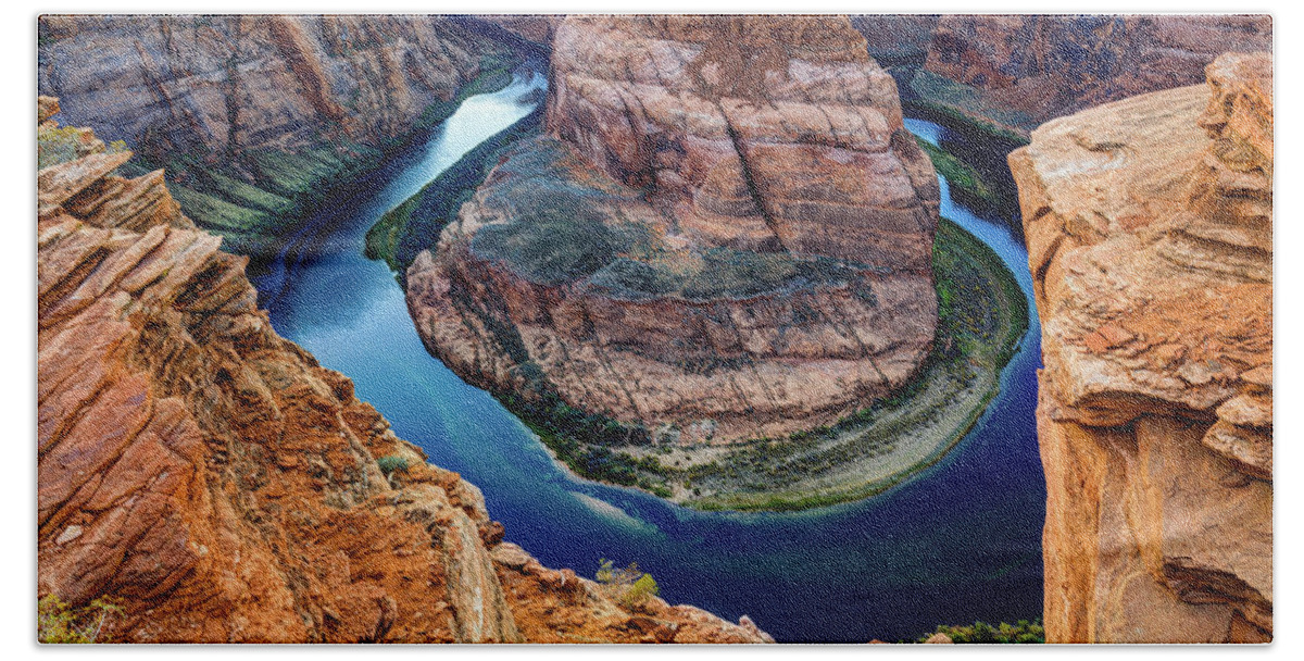 Arizona Beach Towel featuring the photograph Horseshoe Bend by Raul Rodriguez