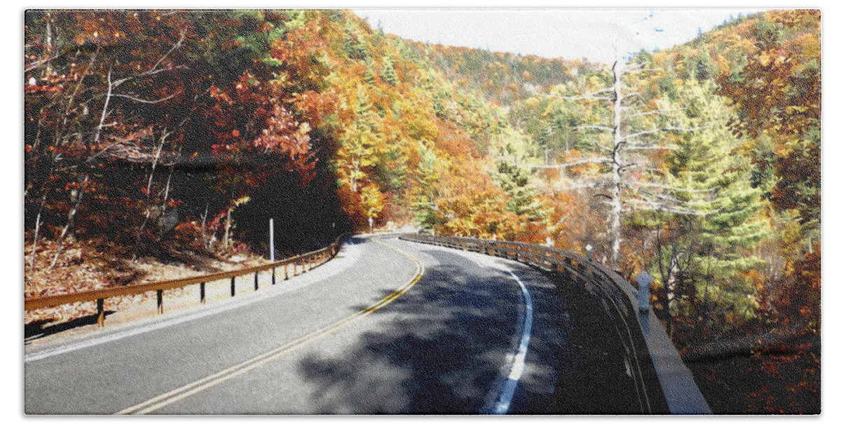Kaaterskill Falls Ny 23a Beach Towel featuring the painting Hwy 23A 6 by Jeelan Clark