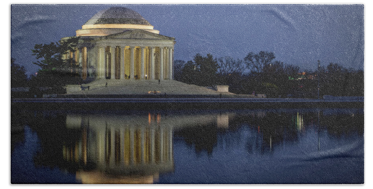 Usa Beach Towel featuring the photograph Jefferson reflecting by Framing Places
