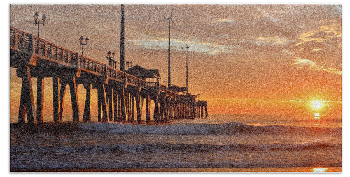 Obx Sunrise Beach Towel featuring the photograph Jennettes Pier by Barbara Ann Bell