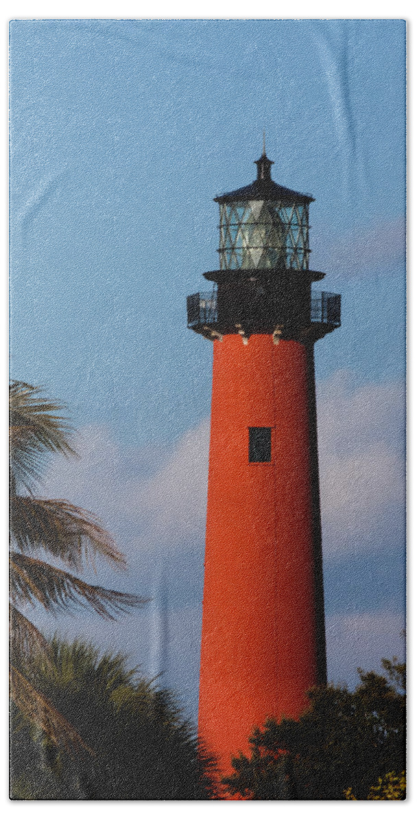 Architecture Beach Sheet featuring the photograph Jupiter Inlet Lighthouse by Ed Gleichman