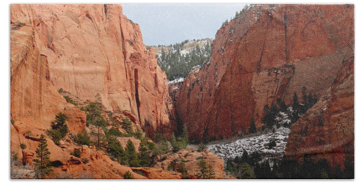Kolob Canyon Beach Towel featuring the photograph Kolob Canyon Dusted with Snow by Christy Pooschke