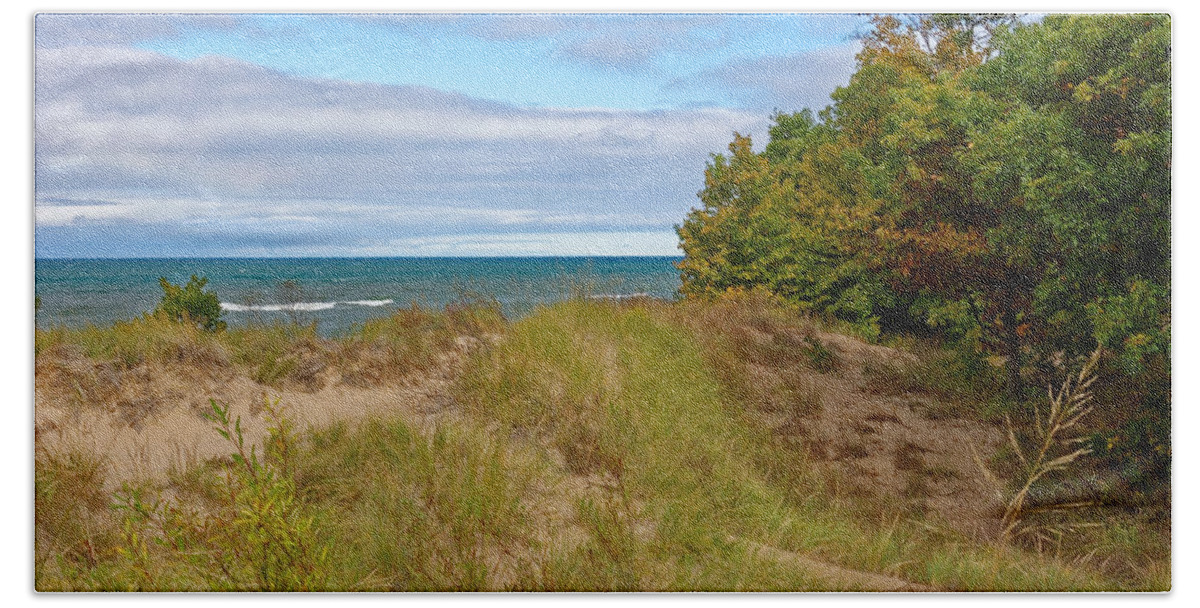 Great Lakes Beach Sheet featuring the photograph Lake Michigan Shore by Peter Ponzio