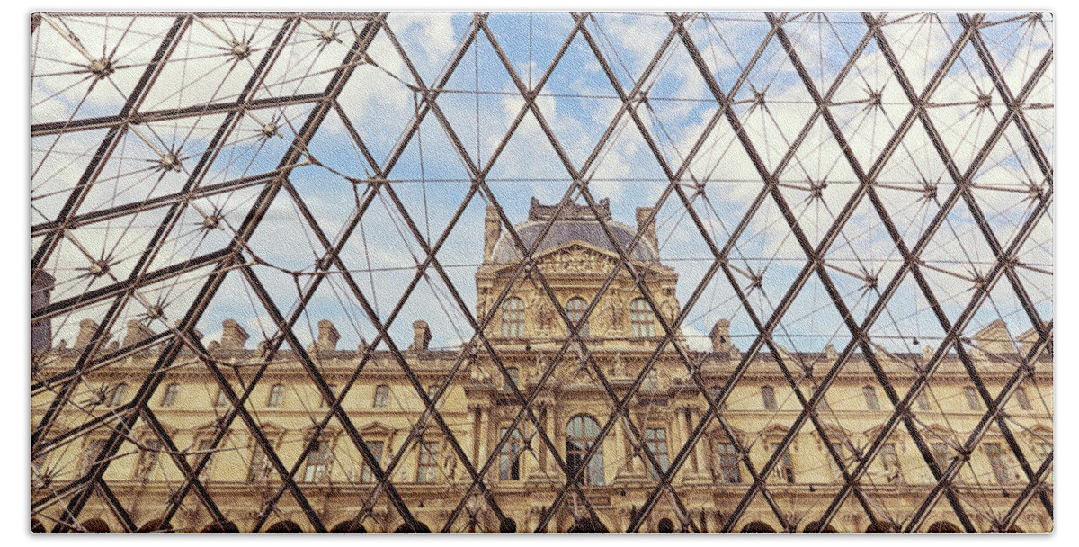 Louvre Beach Towel featuring the photograph Louvre by Melanie Alexandra Price