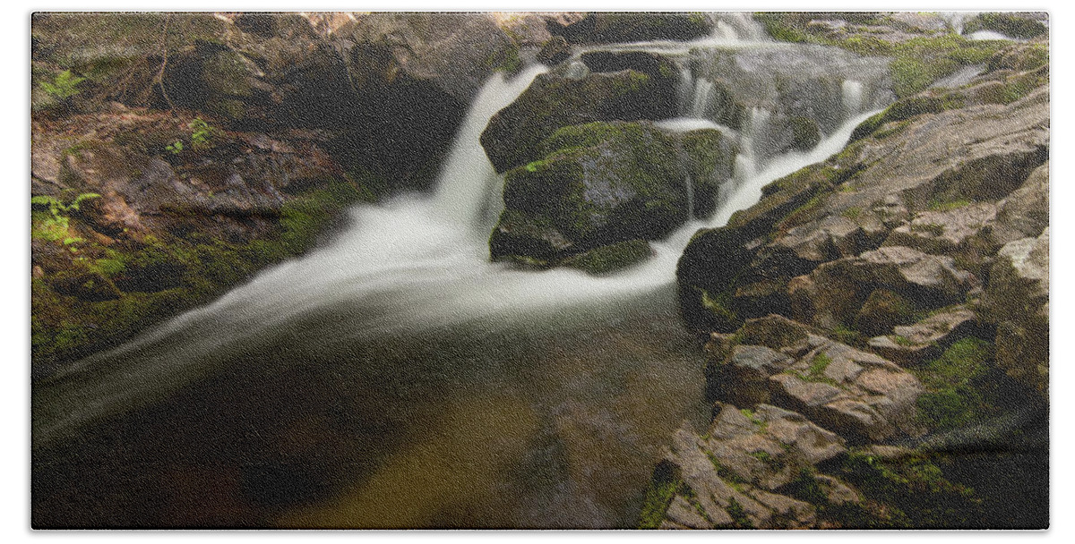 Waterfall Beach Sheet featuring the photograph Lower Pup Creek Falls by Paul Rebmann