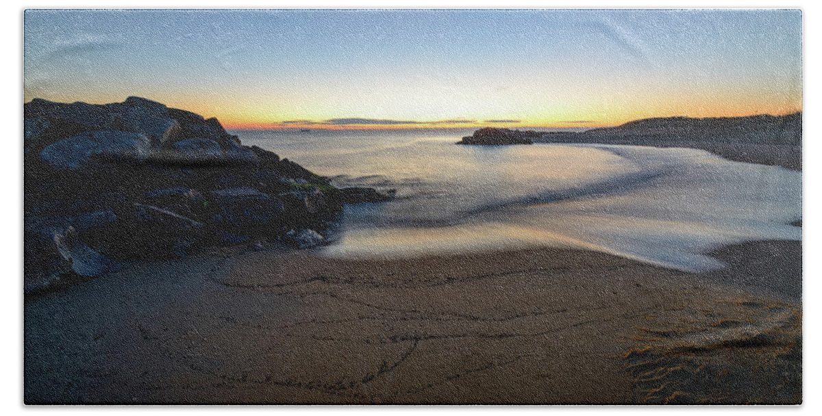 Landscape Beach Sheet featuring the photograph Magic Hour by Michael Scott