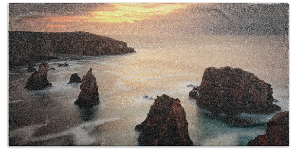 Isle Of Lewis Beach Towel featuring the photograph Mangersta Sea Stacks by Grant Glendinning