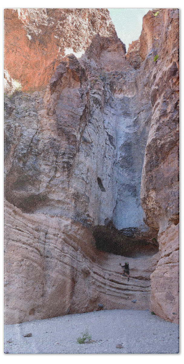 Geology Beach Sheet featuring the photograph Mesa Burro Pour Off by Alan Lenk