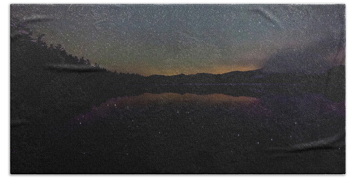 Meteor Beach Towel featuring the photograph Meteor over Chocorua Lake by Benjamin Dahl