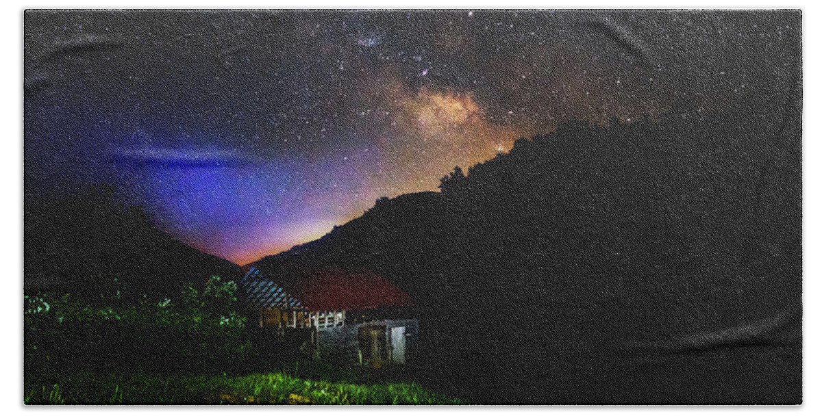 Barn Beach Towel featuring the photograph Milky Way Over Mountain Barn by Greg and Chrystal Mimbs