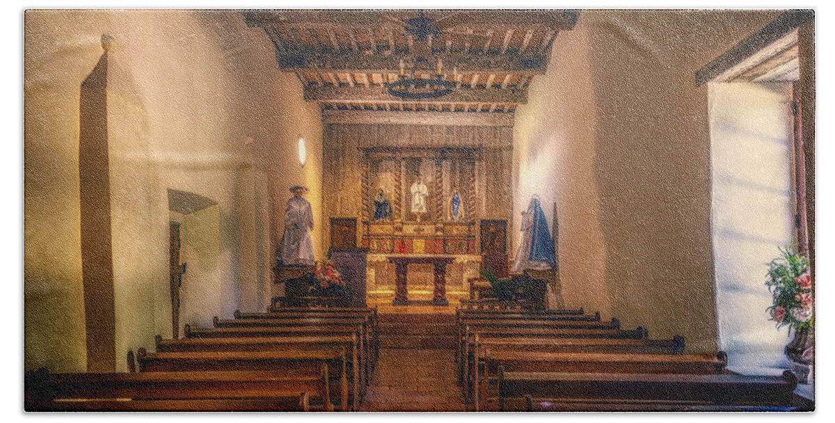 San Juan Capistrano Beach Towel featuring the photograph Mission San Juan Capistrano Chapel by Joan Carroll