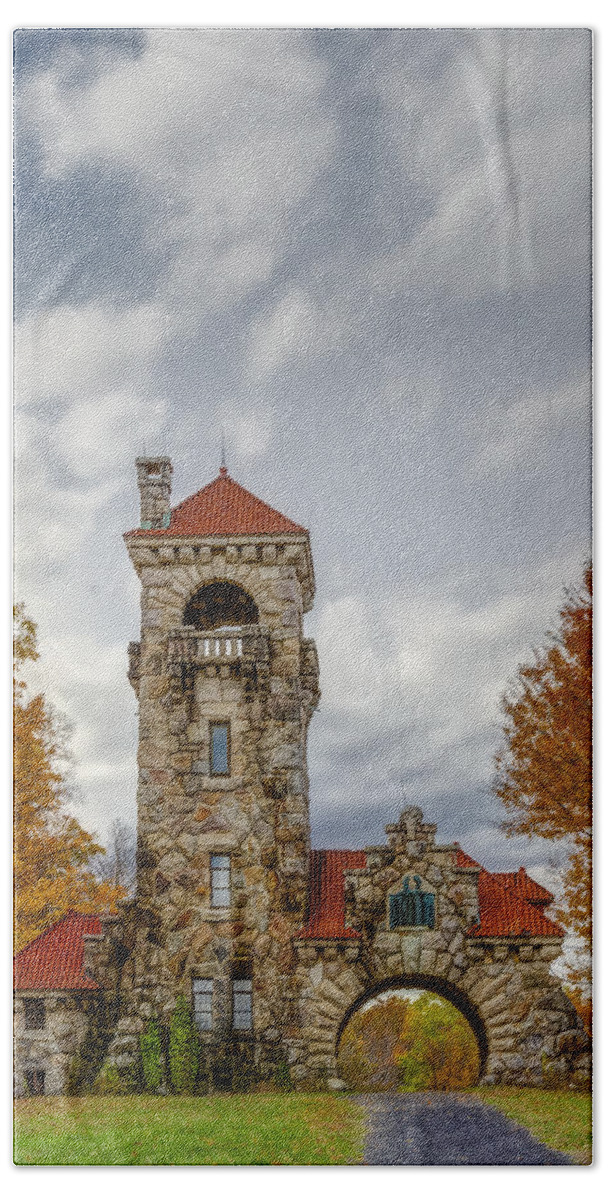 Mohonk Beach Towel featuring the photograph Mohonk Preserve Gatehouse II by Susan Candelario