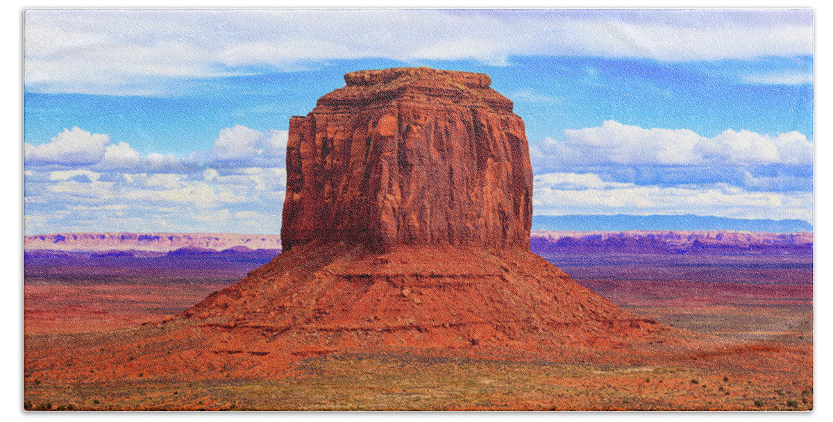Merrick Butte Beach Towel featuring the photograph Monument Valley Butte II by Raul Rodriguez