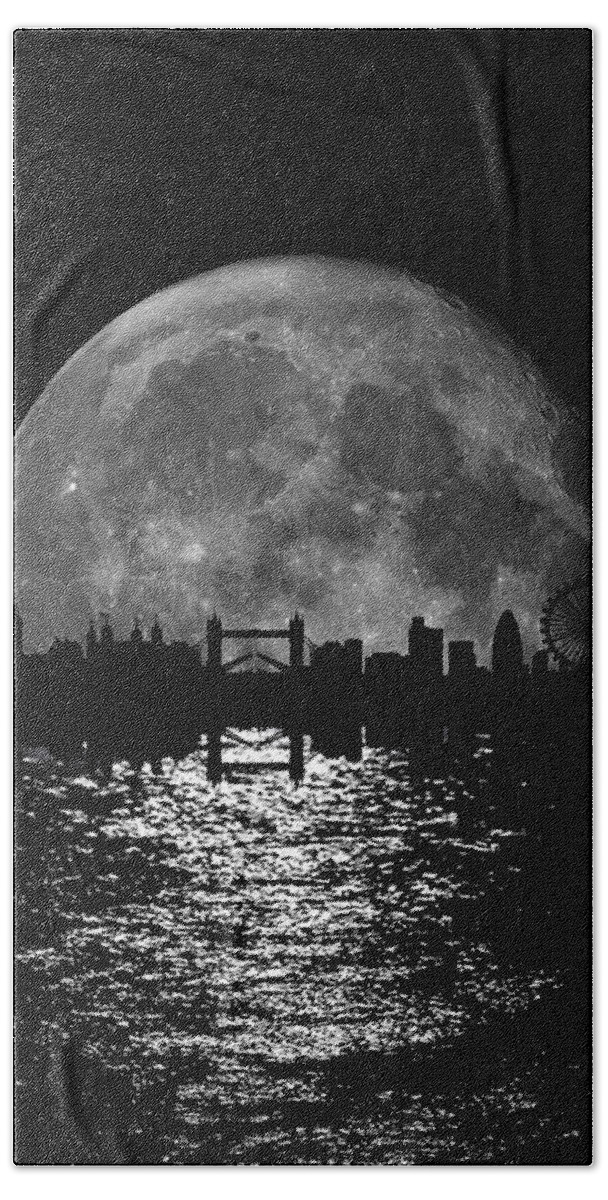 Moon Beach Towel featuring the photograph Moonlight London Skyline by Mark Rogan