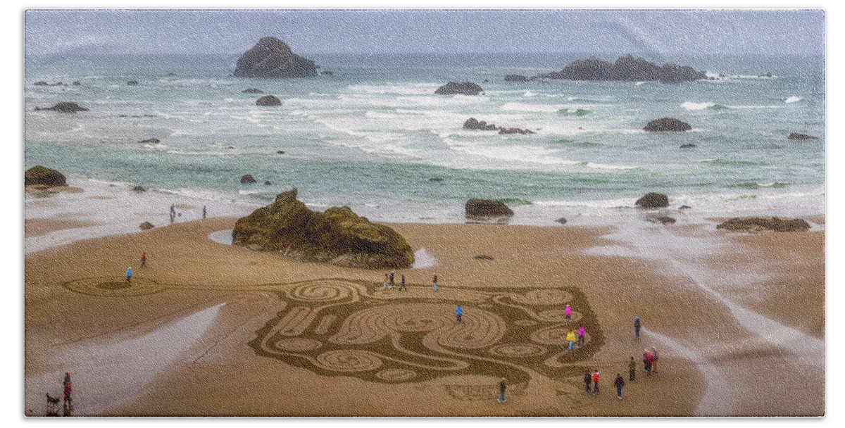 Oregon Beach Sheet featuring the photograph Morning at the Dreamfield by Darren White