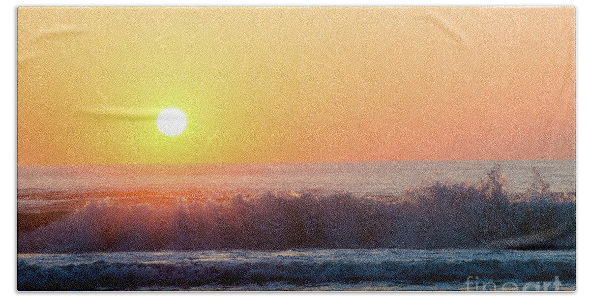 Daytona Beach Beach Towel featuring the photograph Morning Waves by Ed Taylor
