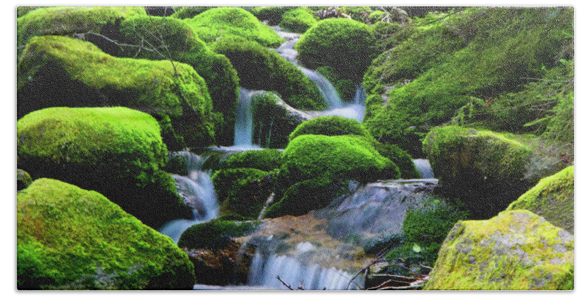 River Rocks Beach Towel featuring the photograph Moss Rocks and River by Raymond Salani III