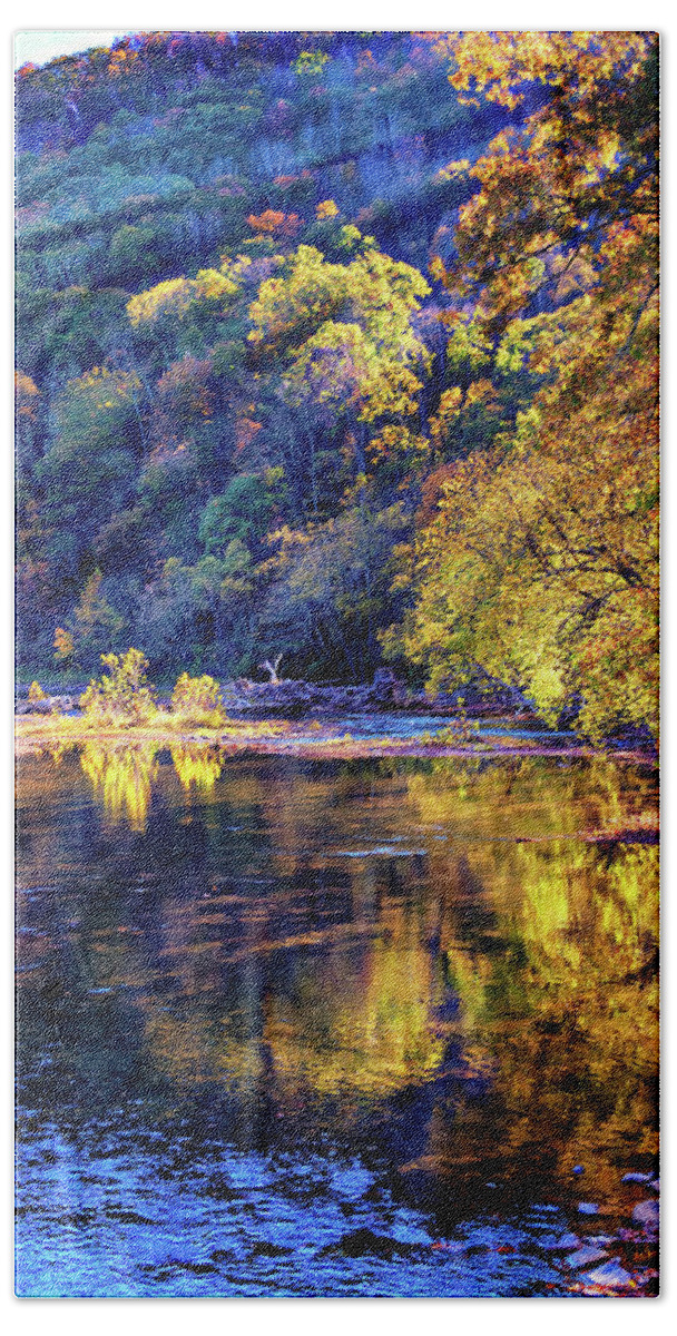 New River Beach Towel featuring the photograph New River Evening - West Virginia by Steve Harrington