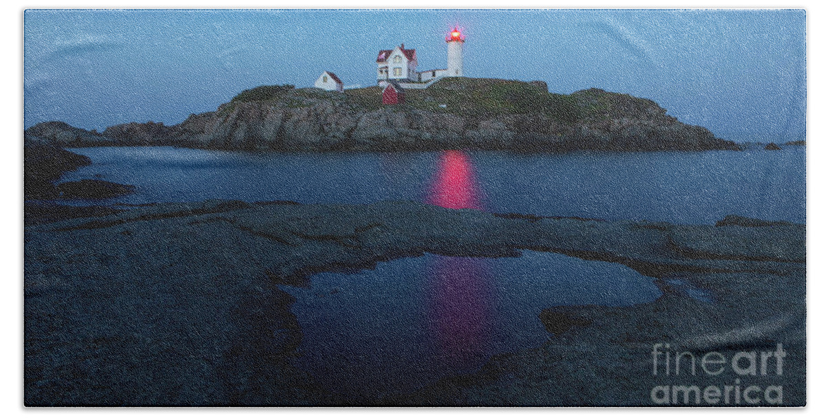 Nubble Lighthouse Beach Towel featuring the photograph Nubble Puddle by Jerry Fornarotto