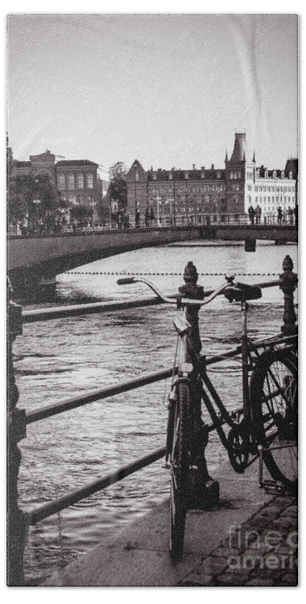 Bicycle Beach Sheet featuring the photograph Old bicycle in central Stockholm by RicardMN Photography