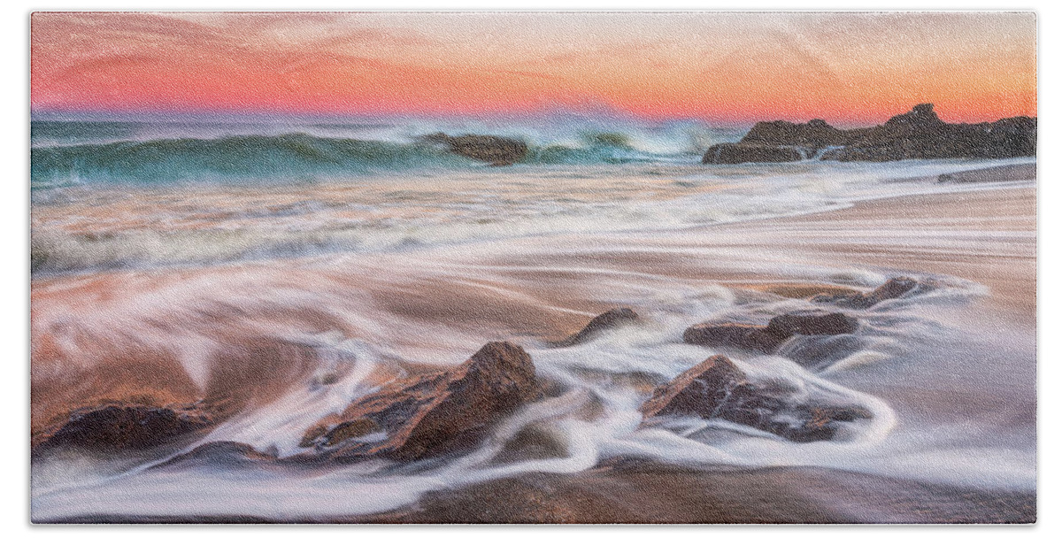 Yachats Beach Towel featuring the photograph Onshore Break by Darren White