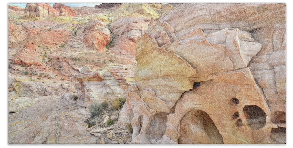 Valley Of Fire State Park Beach Towel featuring the photograph Overlooking Wash 5 in Valley of Fire by Ray Mathis