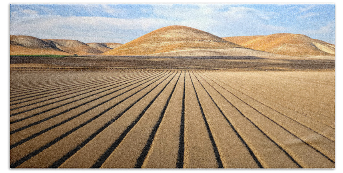 Farm Dry Landscape Beach Towel featuring the photograph Plow by Wendell Ward
