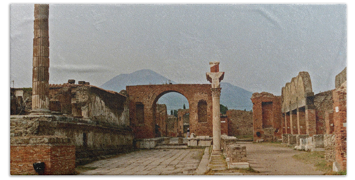 Ancient Ruins Beach Towel featuring the photograph Pompeii today by Bess Carter