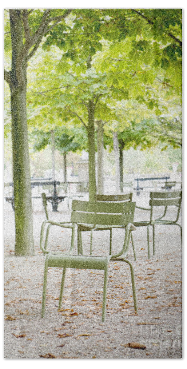 Photography Beach Towel featuring the photograph Quiet moment at Jardin Luxembourg by Ivy Ho