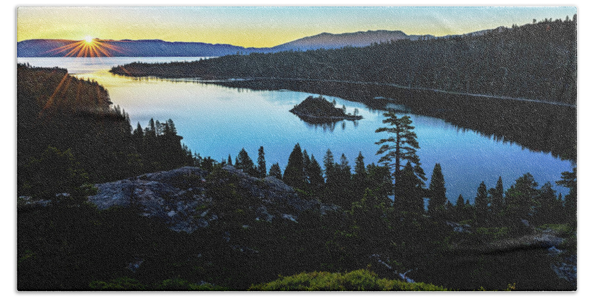 Af Zoom 24-70mm F/2.8g Beach Towel featuring the photograph Radiant Sunrise on Emerald Bay by John Hight