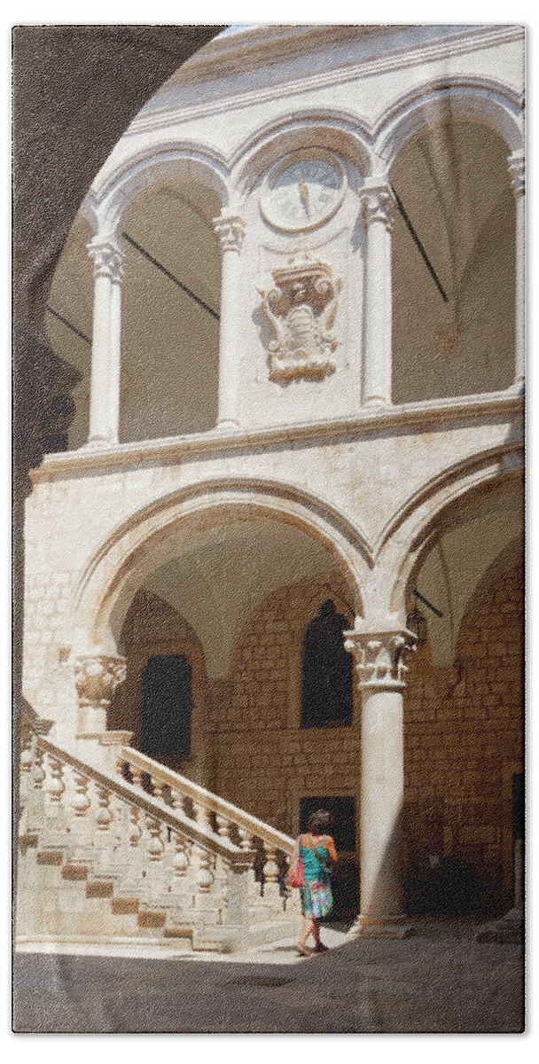 Rector's Palace Interior Courtyard Beach Towel featuring the photograph Rector's Palace Courtyard by Sally Weigand