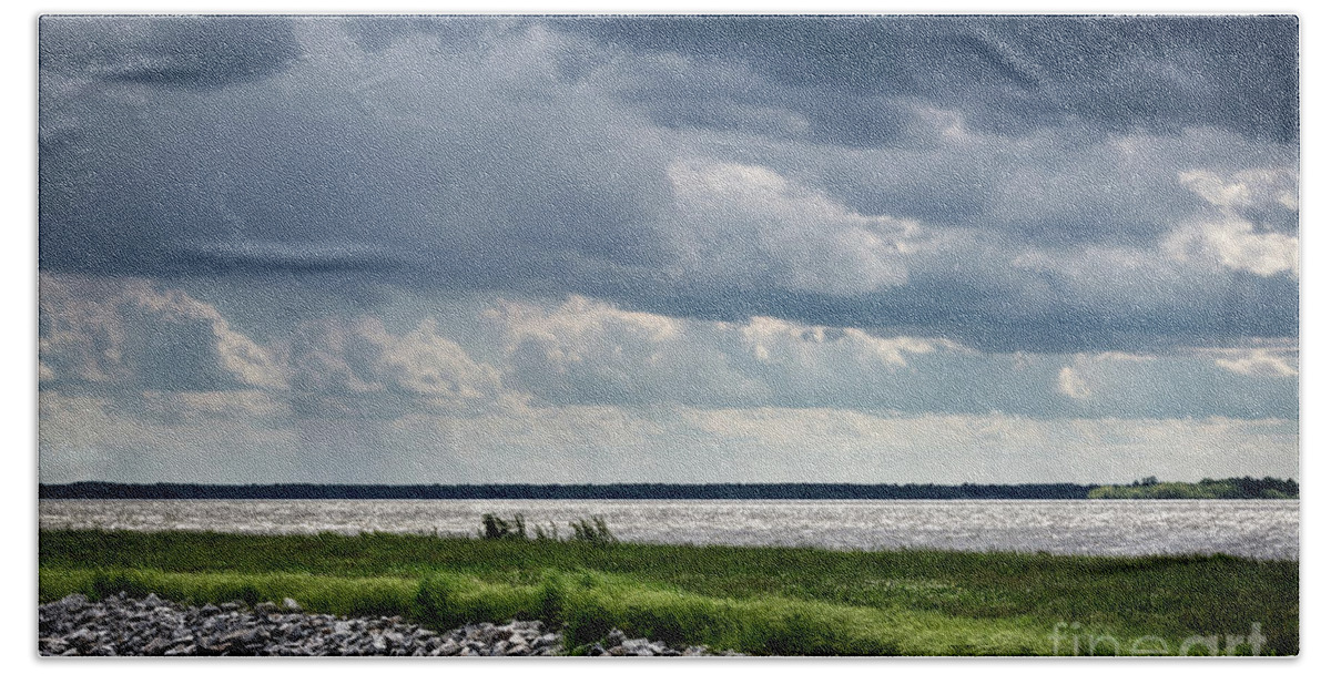 Rend Lake Beach Towel featuring the photograph Rend Lake by Andrea Silies