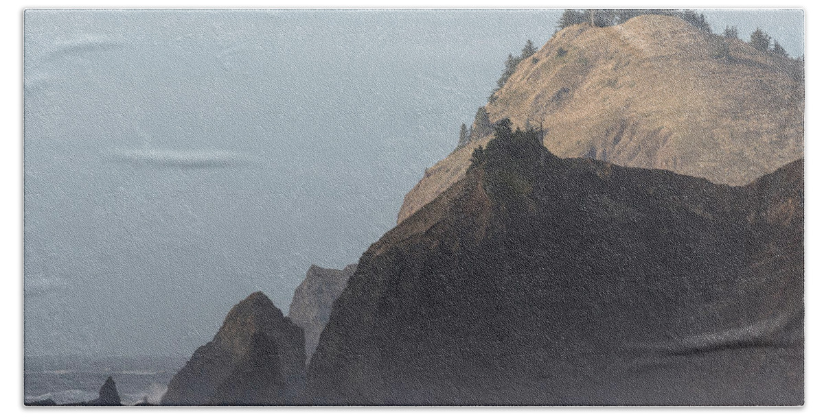 Autumn Beach Sheet featuring the photograph Road's End by Robert Potts