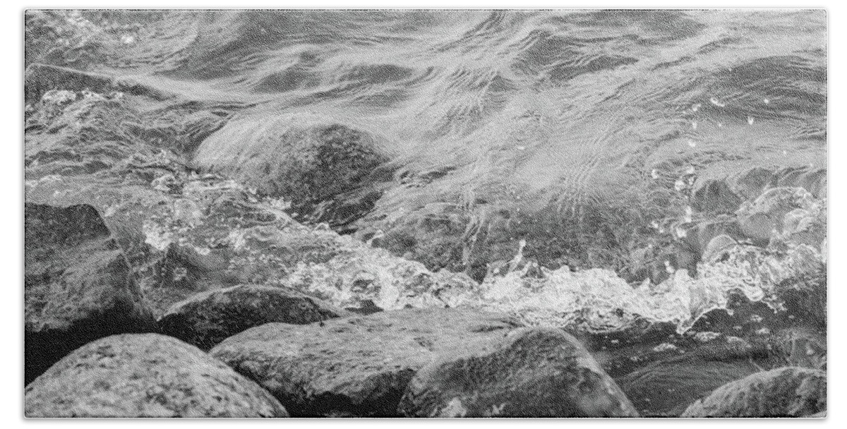 Rio Grande Beach Towel featuring the photograph Rocky Tide by SR Green