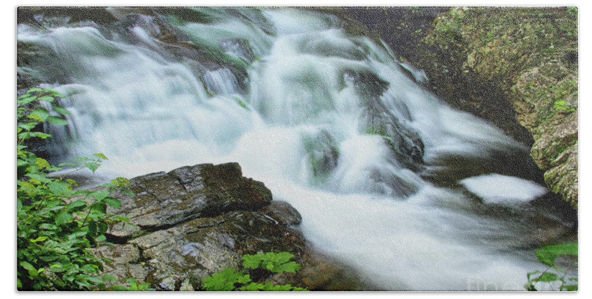 Water Fall Beach Sheet featuring the photograph Rushing Water by Geraldine DeBoer