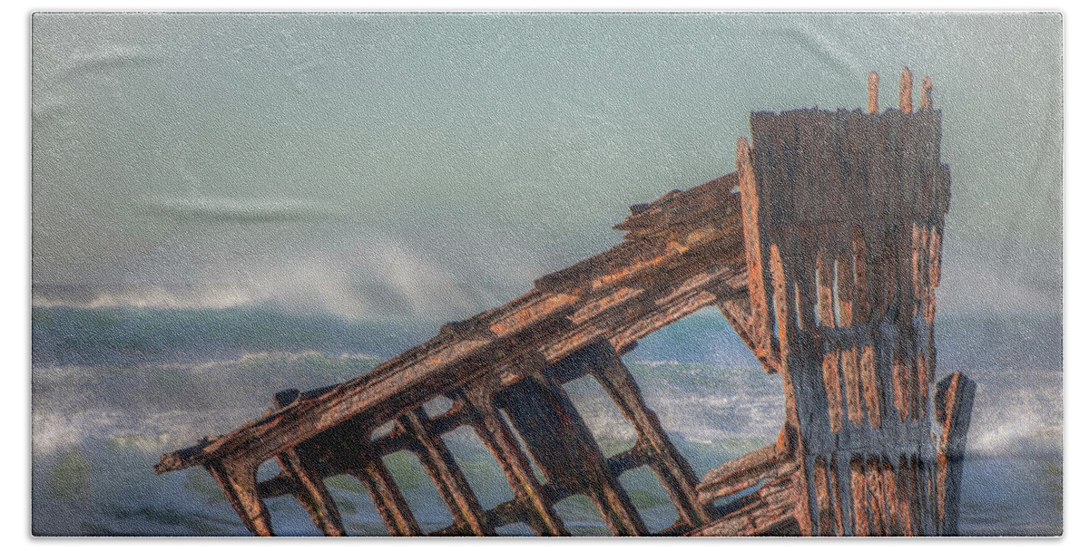 Peter Iredale Beach Towel featuring the photograph Rusty Relic 0717 by Kristina Rinell